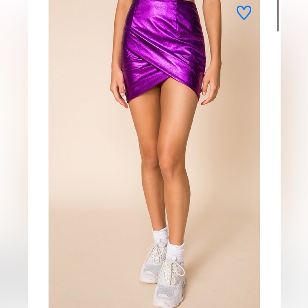 superdown. Revolve. Size X Large. Metallic Purple Skirt. ๐ - Picture 4 of 12